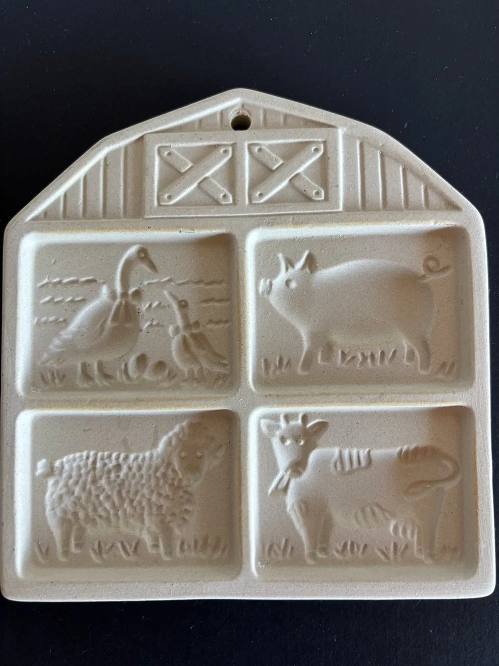 Vintage The Pampered Chef Farmyard Friends Stoneware Cookie Mold 1994